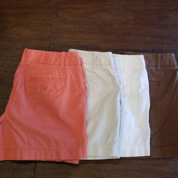 ANN TAYLOR LOFT Shorts 4 Pair! - Picture 4 of 7